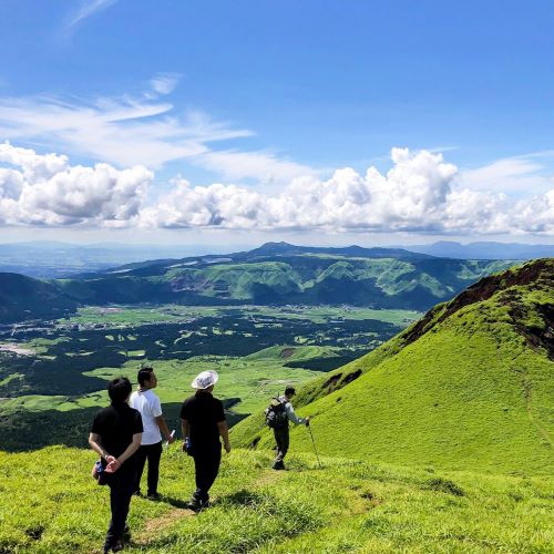 Kijimadake Mountain in Aso from Kumamoto Photo Library 500 x 500 1