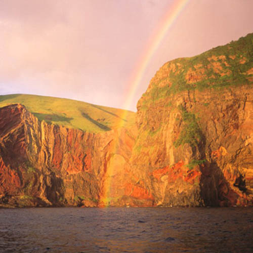 Sekiheki(Red Cliff) cropped and resized